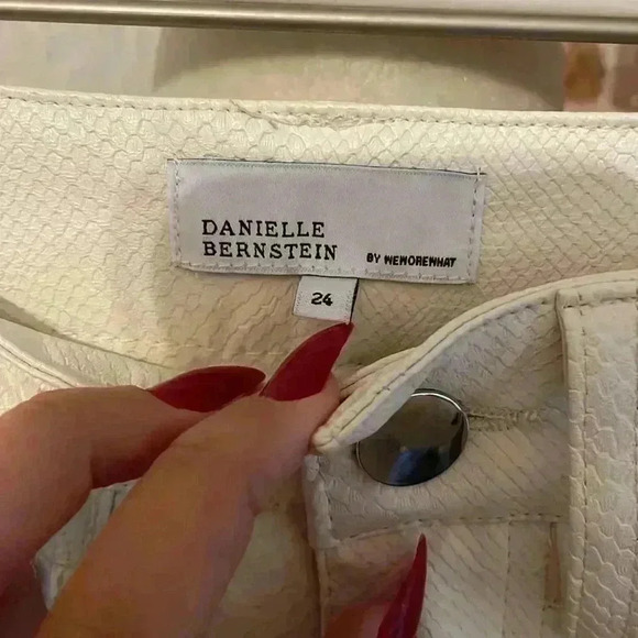 WeWoreWhat Ivory High Waist Croc Ankle Flare Pants‎ Size 24 - Picture 6 of 9